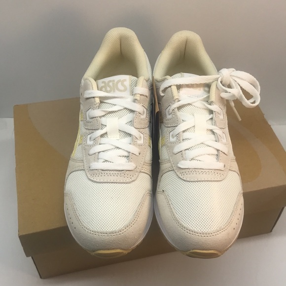 ASICS WOMENŚ LYTE CLASSIC SNEAKERS SHOES SIZE 7.5 CREAM/BUTTER - Picture 7 of 15